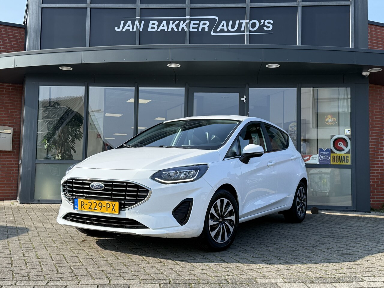 Ford Fiesta - 1.0 EcoBoost Hybrid Titanium ✅ 16x op voorraad ✅ CarPlay ✅ Org-NL - AutoWereld.nl