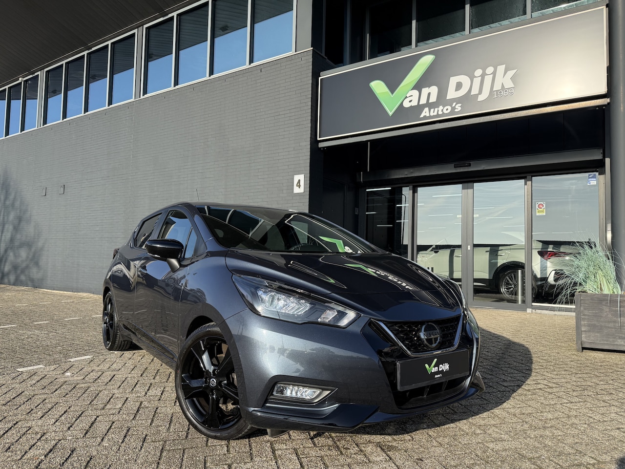 Nissan Micra - 1.0 IG-T N-Sport Navi Camera Leer Bose Keyless - AutoWereld.nl