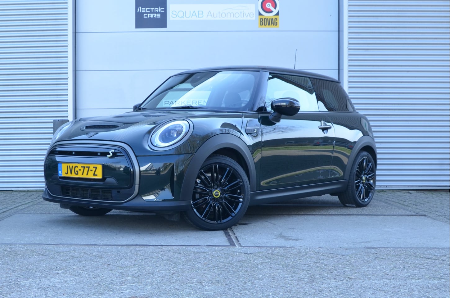 MINI Mini-Electric - MINI Yours 33 kWh Warmtepomp, 16" winter & 17" zomerset - AutoWereld.nl