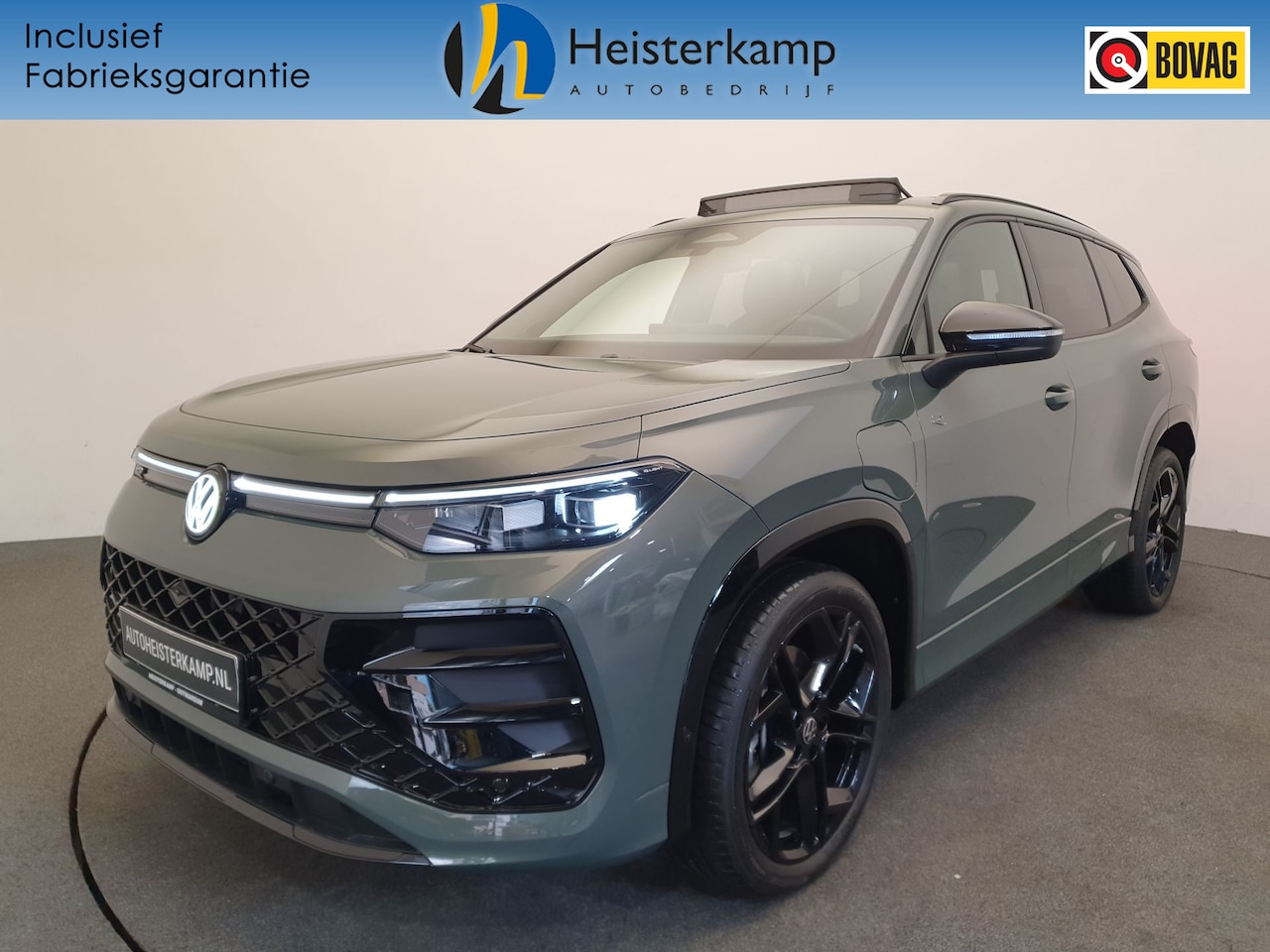 Volkswagen Tayron - 1.5 eHybrid 272pk DSG/AUT R-Line Wegklapbare trekhaak, Panoramadak, Harman/Kardon, Leder - AutoWereld.nl