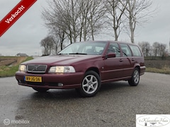 Volvo V70 - 2.5 Luxury-Line SOLD