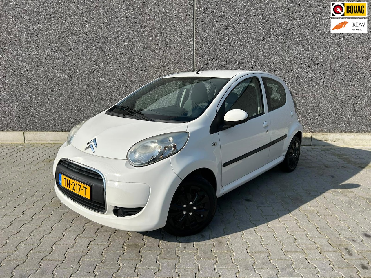 Citroën C1 - 1.0-12V Ambiance | AIRCO | NAVI | BLUETOOTH | 5-DEURS | APK T/M 3-3-2027 | AFLEVERBEURT | - AutoWereld.nl