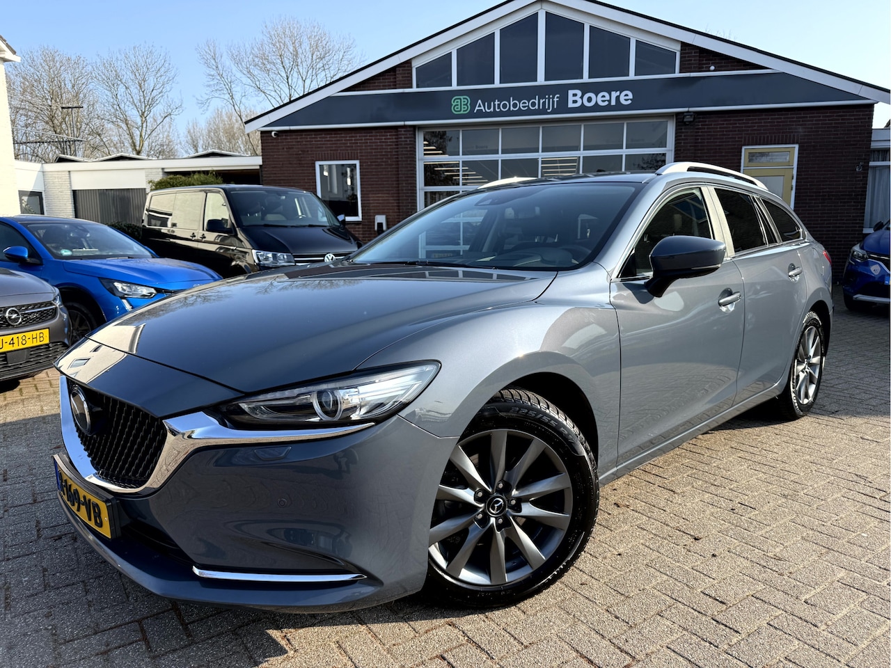 Mazda 6 Sportbreak - 2.0 SkyActiv-G 165pk Business Leer, Trekhaak, Camera - AutoWereld.nl
