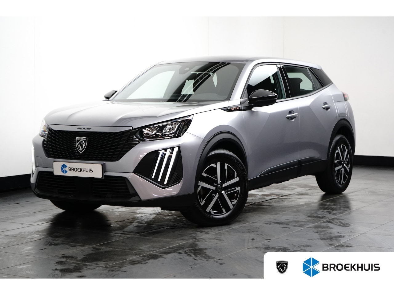 Peugeot 2008 - 1.2 Hybrid 136 Style Carplay | Navigatie | Climate Control | Cruise Control | Parkeersenso - AutoWereld.nl