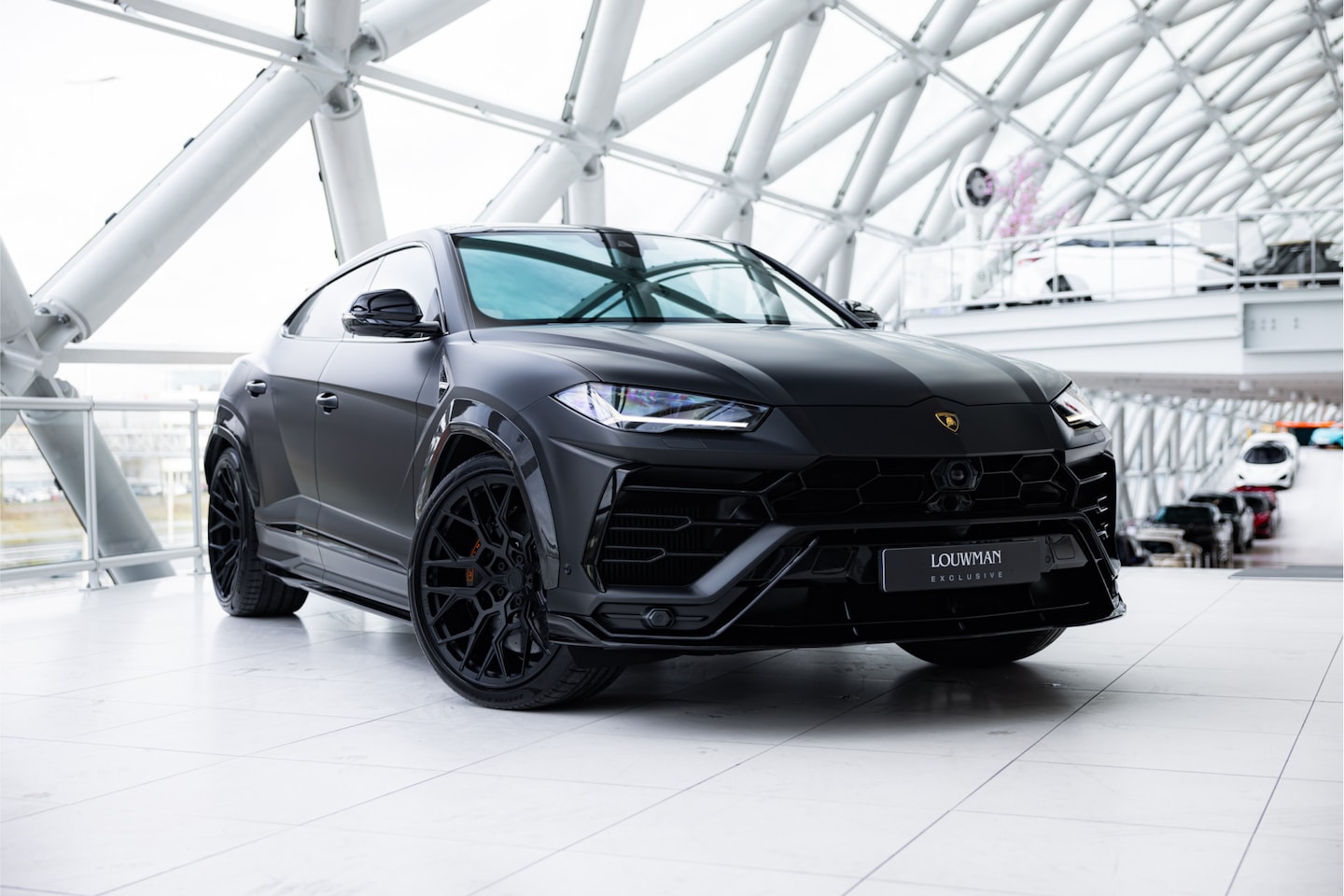 Lamborghini Urus - 4.0 V8 | Urban Bodykit | Pano | 24 Inch | B&O | - AutoWereld.nl