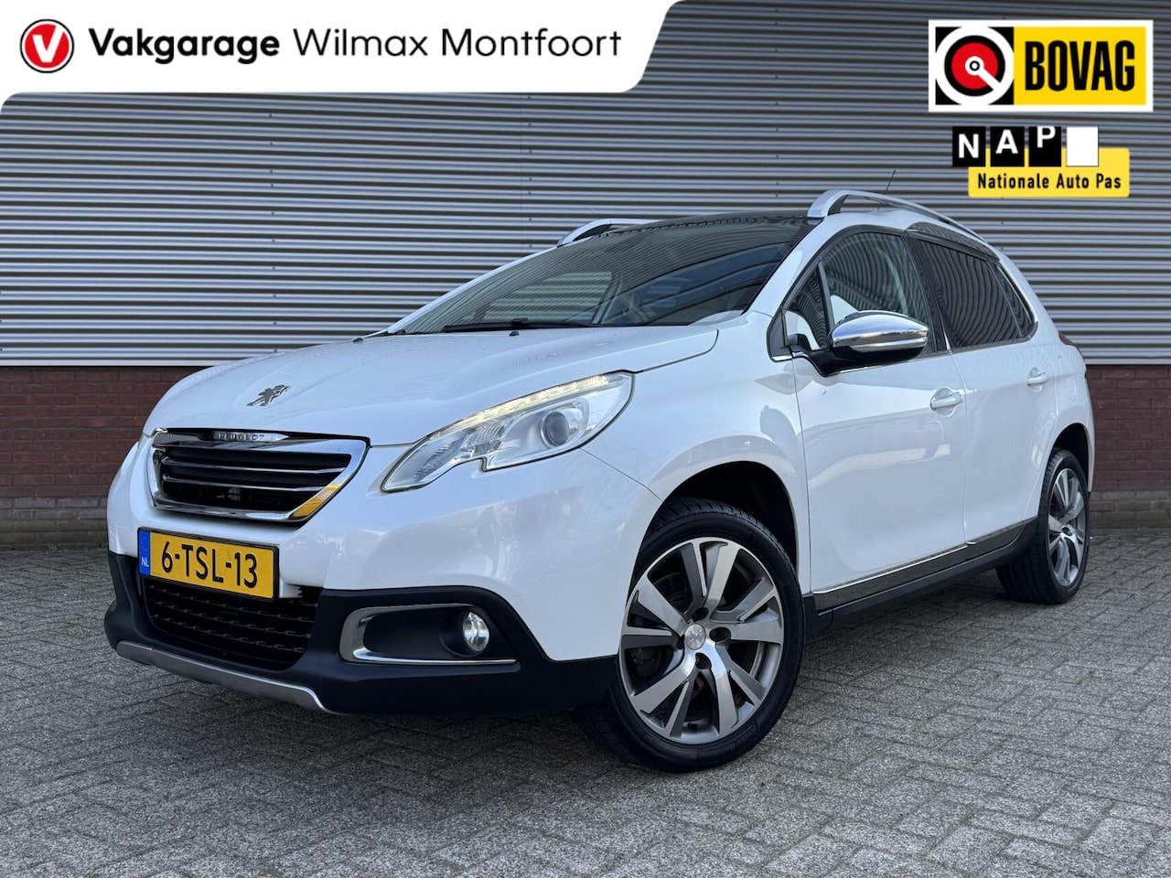 Peugeot 2008 - 1.6 VTi Féline|PANO|Leder/alcantara|Cruise|Bluetooth| - AutoWereld.nl