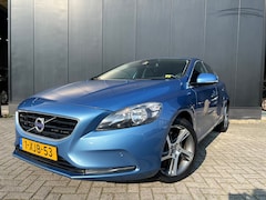 Volvo V40 - 2.0 D4 Summum '14 Leer/Navi/17'Lmv/Trekh/Nap