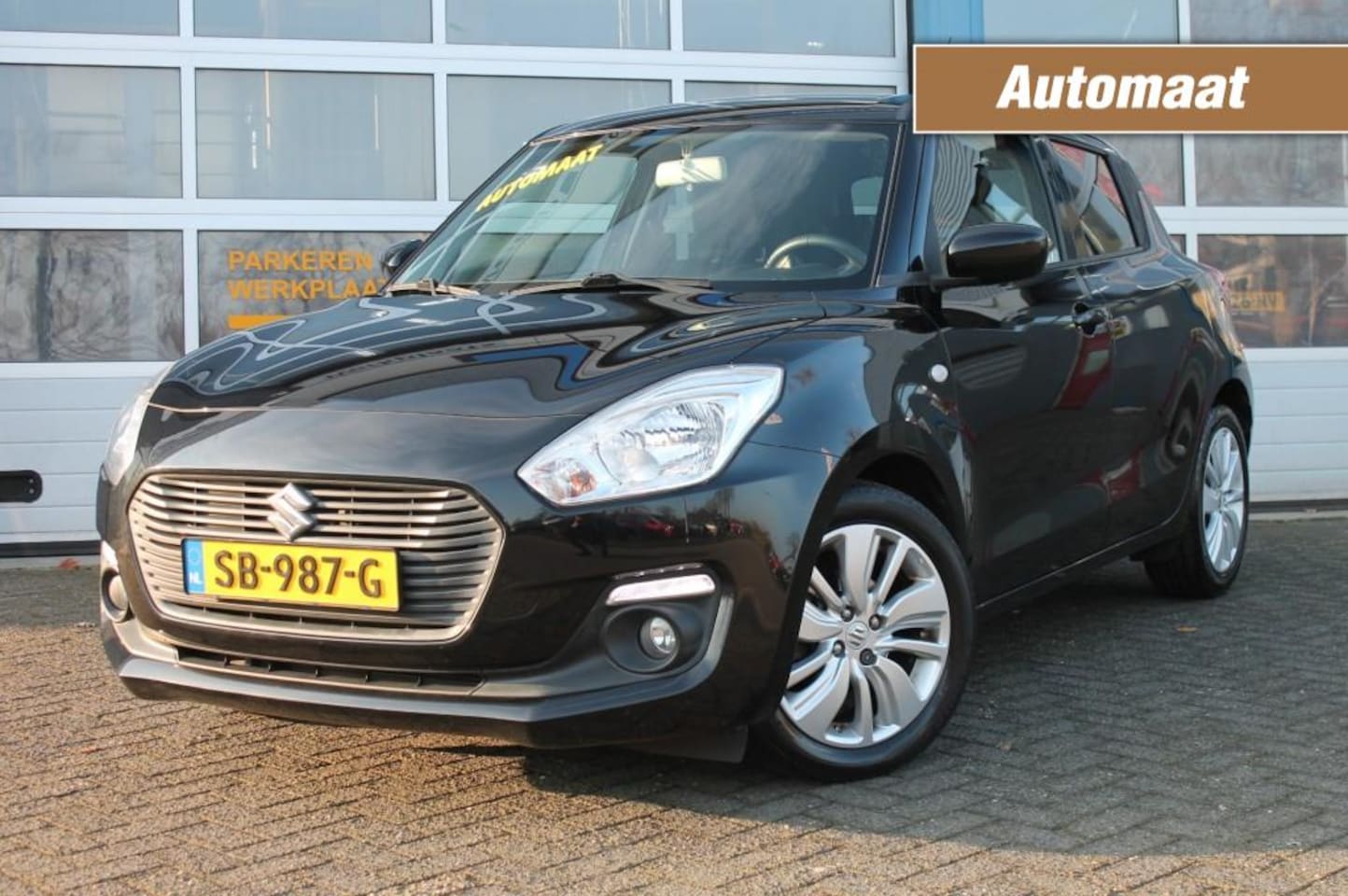 Suzuki Swift - 1.2 SELECT  **NL-Auto**  Automaat / stoelverwarming - AutoWereld.nl