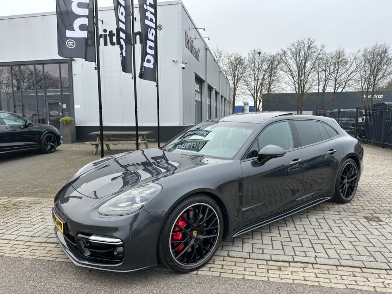 Porsche Panamera Sport Turismo - Sport Turismo 4.0 GTS bj2020 *BTW *Pano *Matrix *Luchtvering *Carbon - AutoWereld.nl