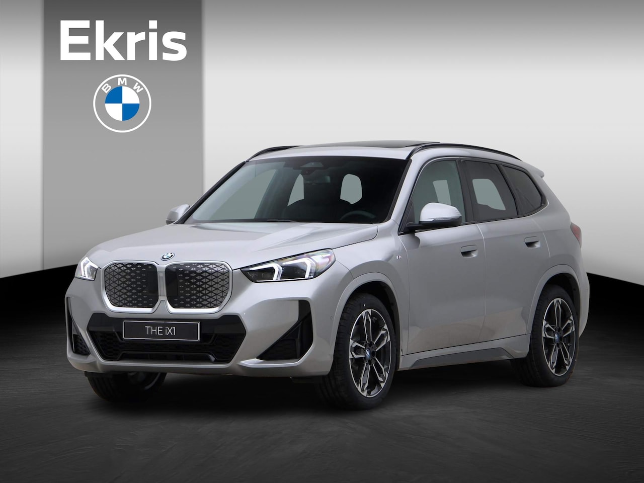 BMW iX1 - xDrive30 67 kWh | M-Sport | Pano | Trekhaak | 19inch | Ekris Selection - AutoWereld.nl
