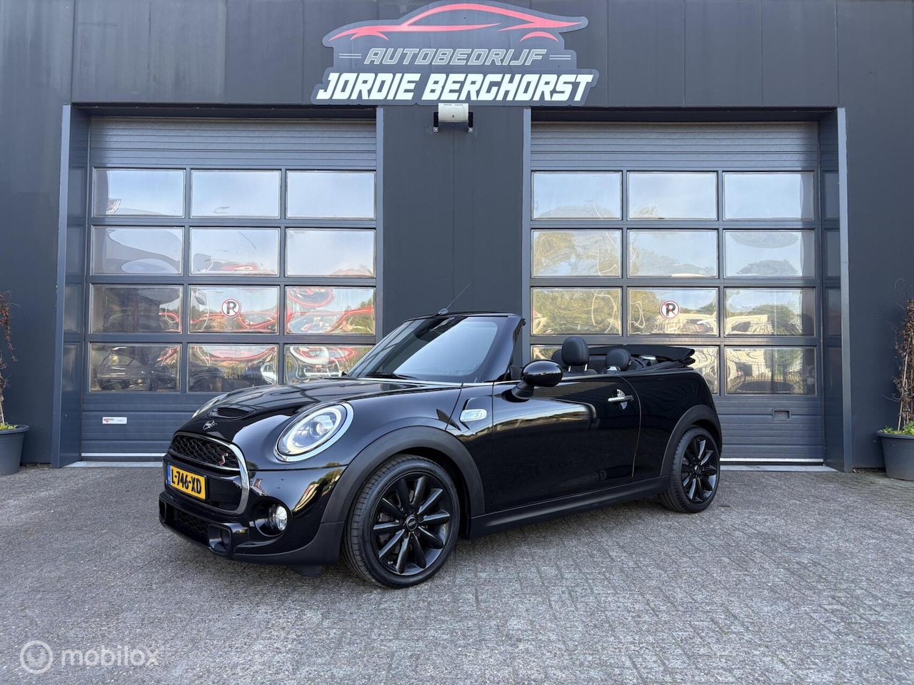 MINI Cabrio - 2.0 Cooper S Chili Cabrio - AutoWereld.nl