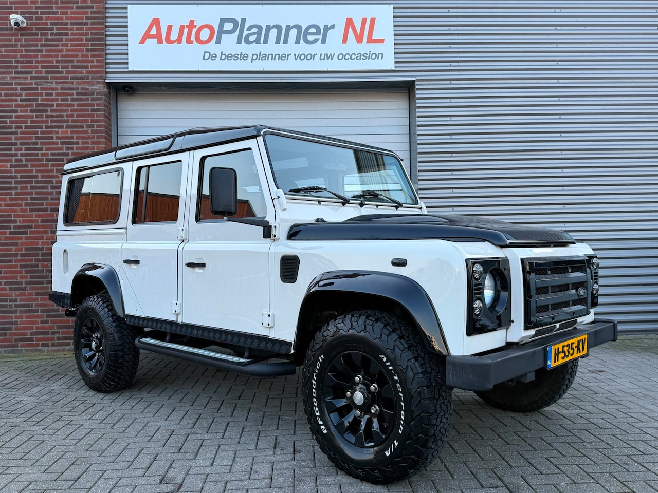 Land Rover Defender 110 - 2.4 TD SW S! Airco! Nette staat! - AutoWereld.nl