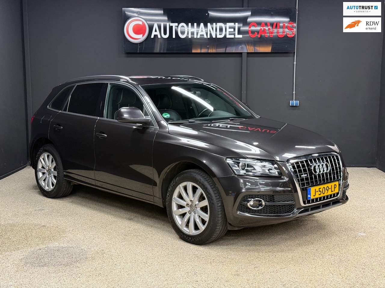 Audi Q5 - 3.2 FSI quattro Pro Line Aut/Cruise/Camera/Stoelverw - AutoWereld.nl