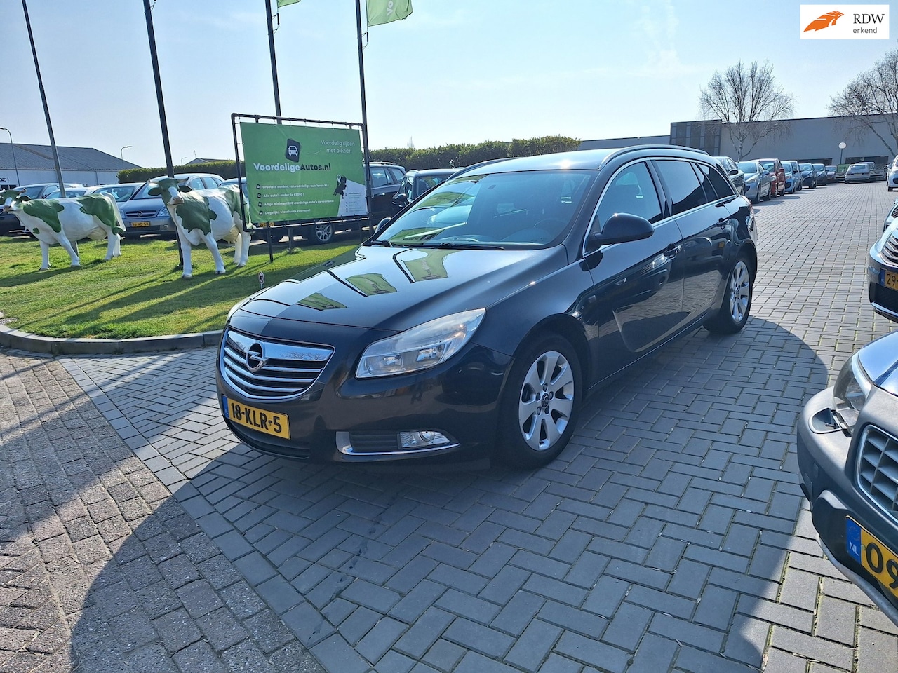 Opel Insignia Sports Tourer - 2.0 T Cosmo / Automaat / APK maart 2027 - AutoWereld.nl