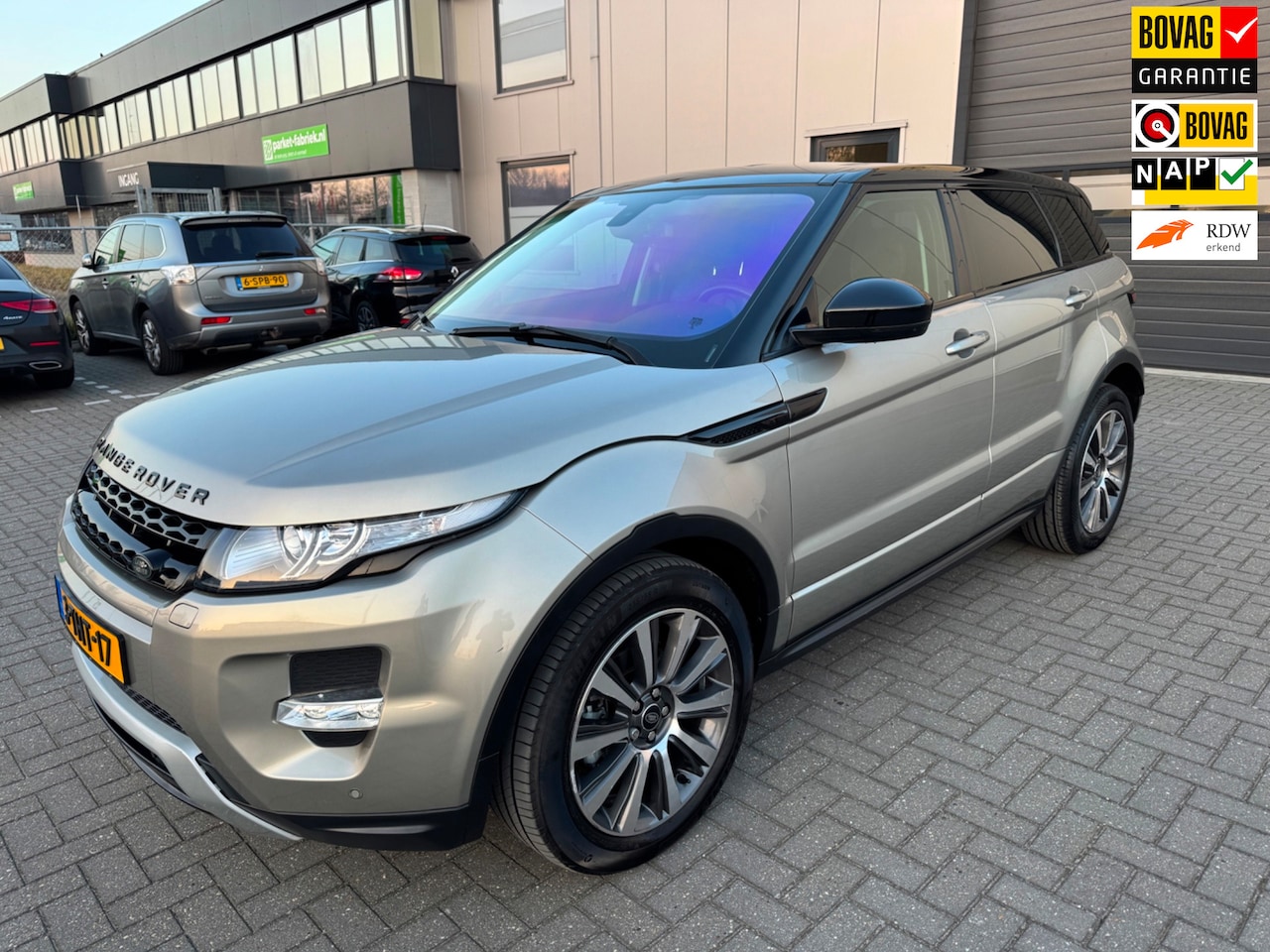 Land Rover Range Rover Evoque - 2.0 Si 4WD Prestige 2.0 Si 4WD Prestige - AutoWereld.nl