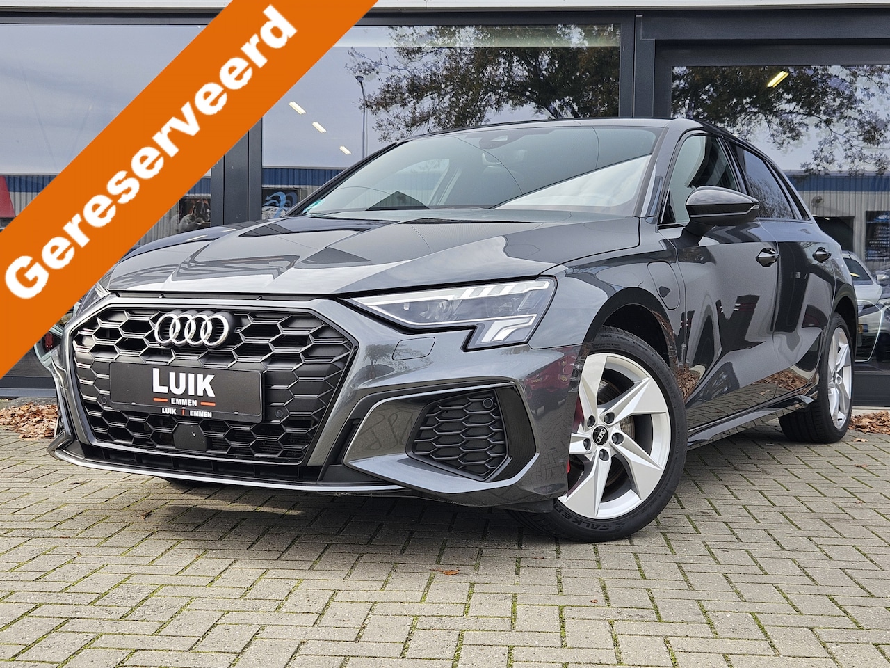Audi A3 Sportback - 45 TFSI e S edition Competition + 3x S-LINE + MATRIX + KEYLESS - AutoWereld.nl