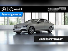 Mercedes-Benz E-klasse - 300 e Avantgarde | Lederen bekleding | Multibeam | Trekhaak | Widescreen | Stoelverwarming
