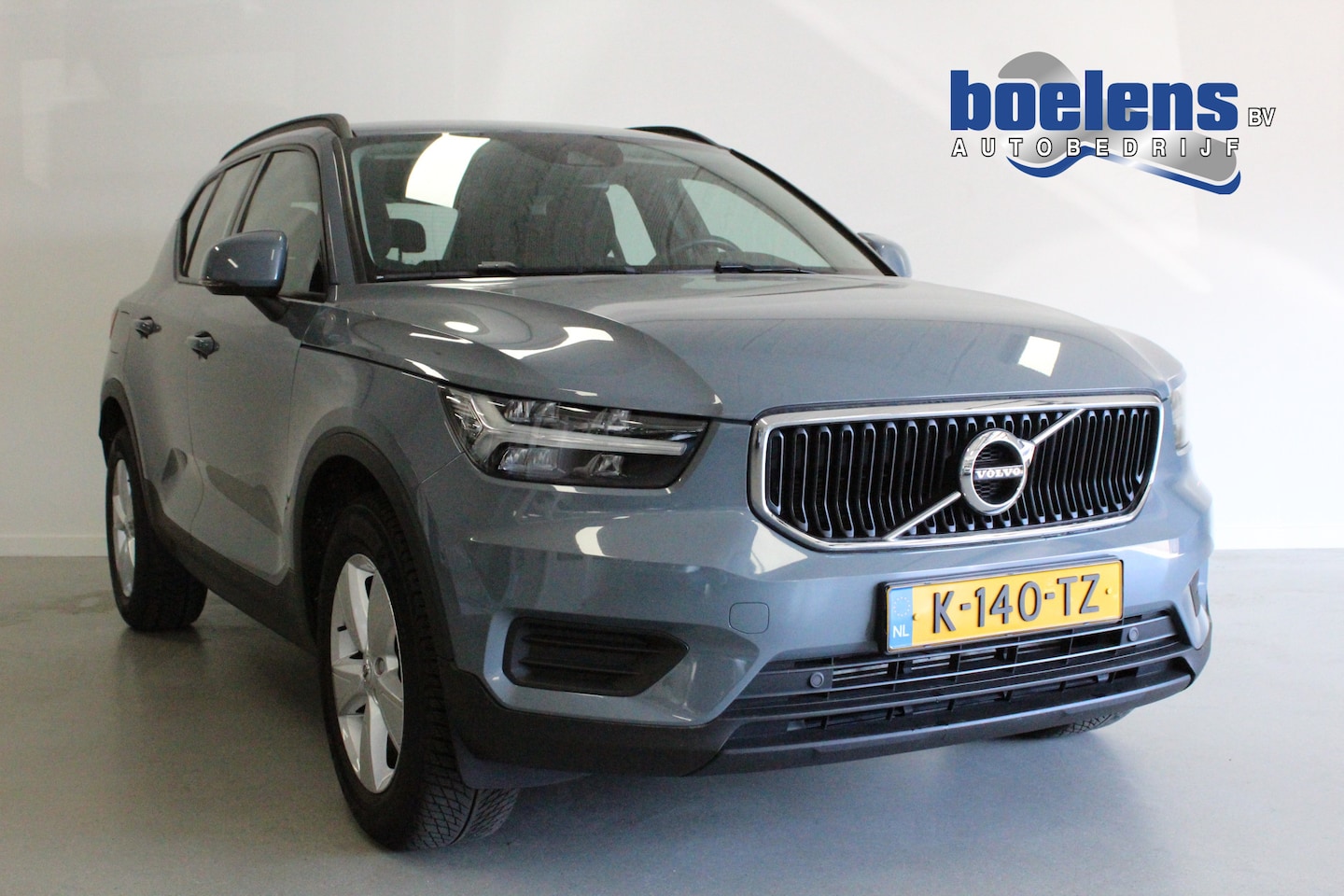 Volvo XC40 - 1.5 T2 Momentum Core | WEGKL-TRHAAK | CLIMA | E-KLEP | NAVIGATIE | DAB-RADIO | CARPLAY | L - AutoWereld.nl