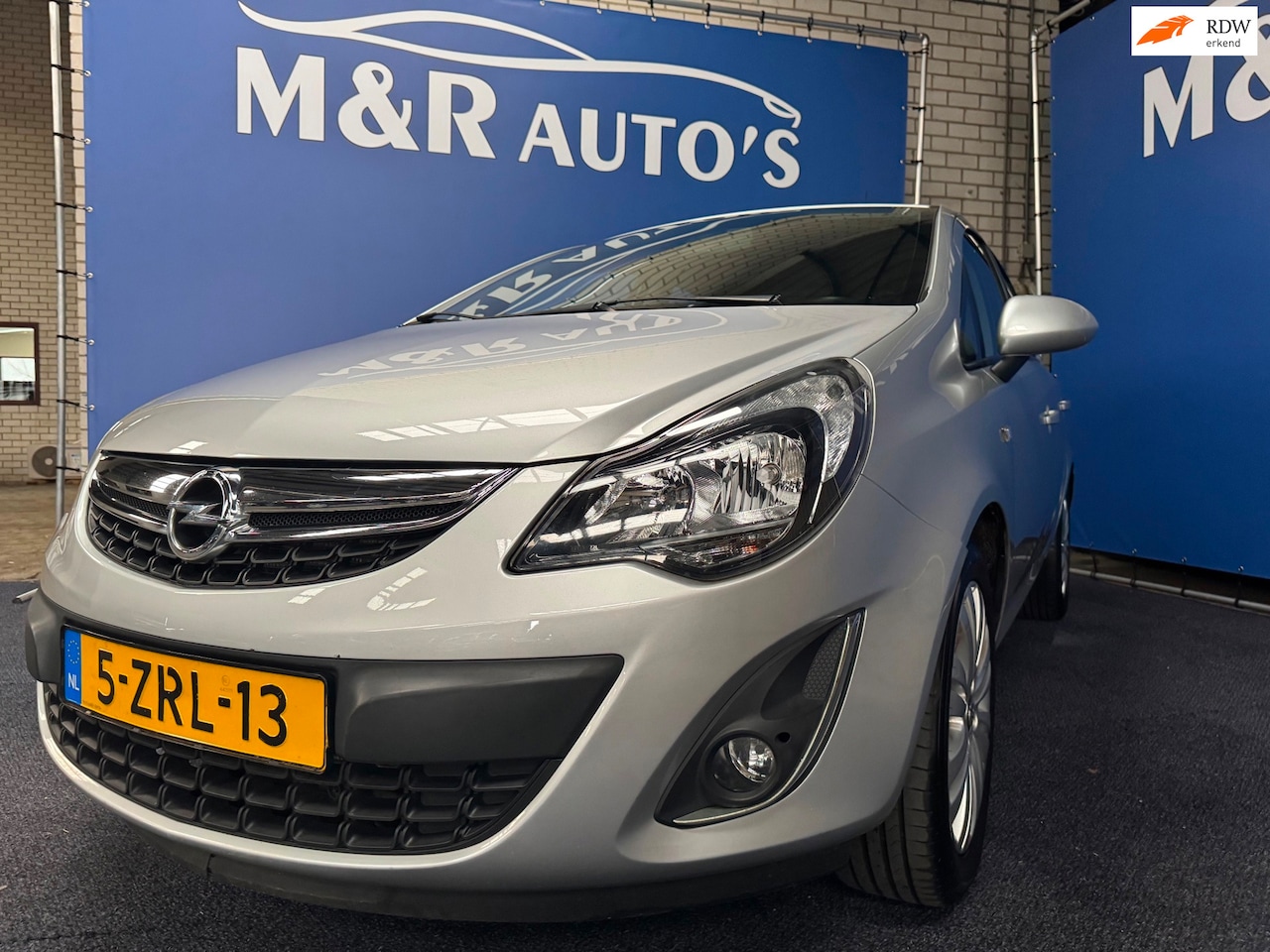 Opel Corsa - 1.2-16V Berlin 1.2-16V Berlin Nieuwe APK - AutoWereld.nl