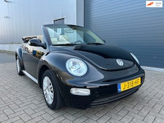 Volkswagen New Beetle Cabriolet - 1.4i LEDER APK 2005