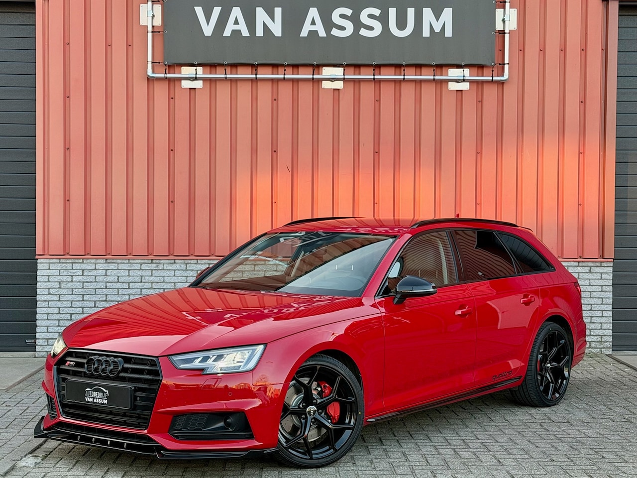 Audi A4 Avant - 2.0 TFSI quattro Virtual Lane HUD B&O Sfeer S4 - AutoWereld.nl
