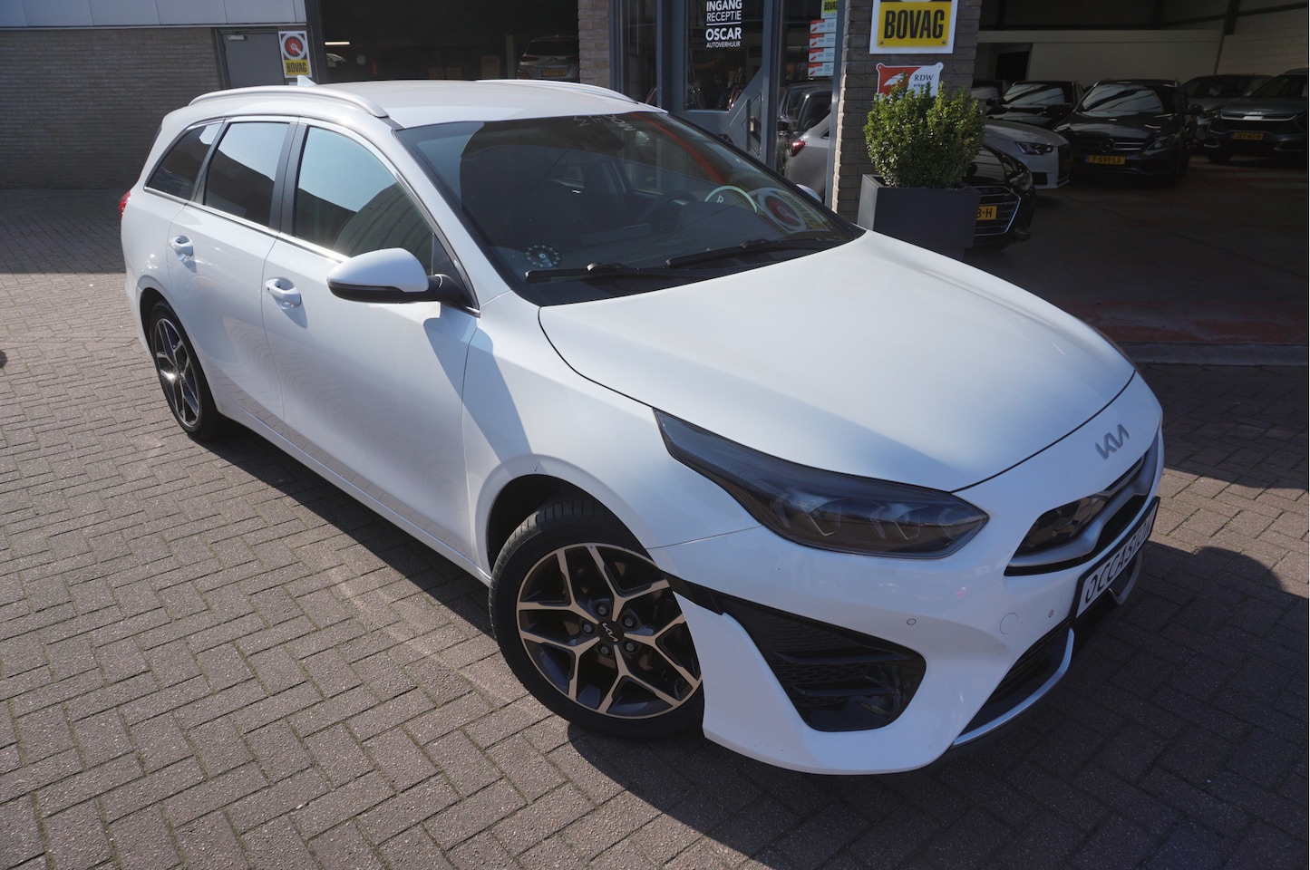 Kia Cee'd Sportswagon - Ceed 1.6 GDI PHEV DynamicLine Automaat - AutoWereld.nl