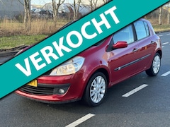 Renault Clio - 1.2 TCE Collection / AIRCO / NAP