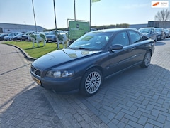 Volvo S60 - 2.4 Edition / Zeer comfortabel / APK maart 2027