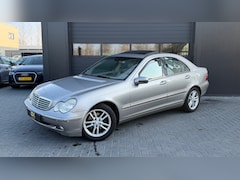 Mercedes-Benz C-klasse - 180 K. Elegance Auto|Airco|Navi