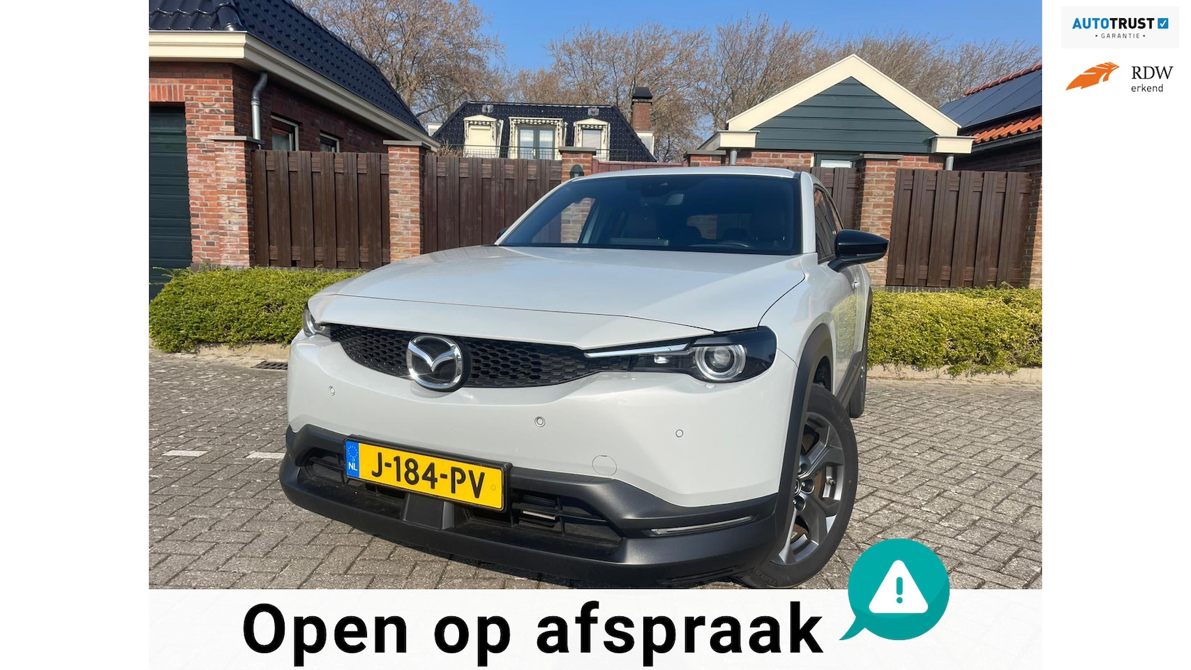 Mazda MX-30 - E-SkyActiv 145 First Edition 36 kWh NAVI CLIMA - AutoWereld.nl