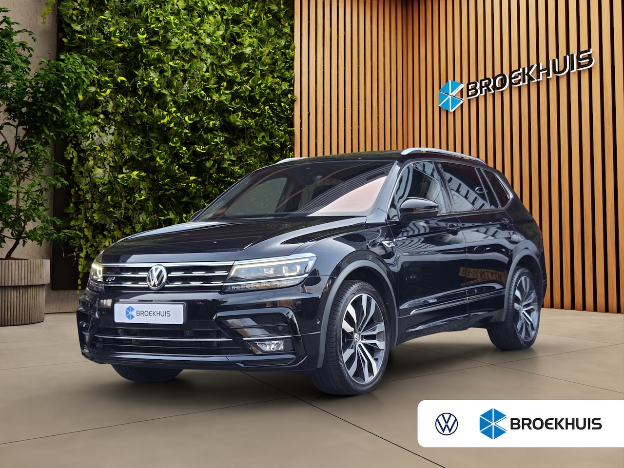 Volkswagen Tiguan Allspace - 1.5 TSI Highline Business R 7p. | 1e Eigenaar | Massage | Panoramadak | Camera | Adaptive - AutoWereld.nl