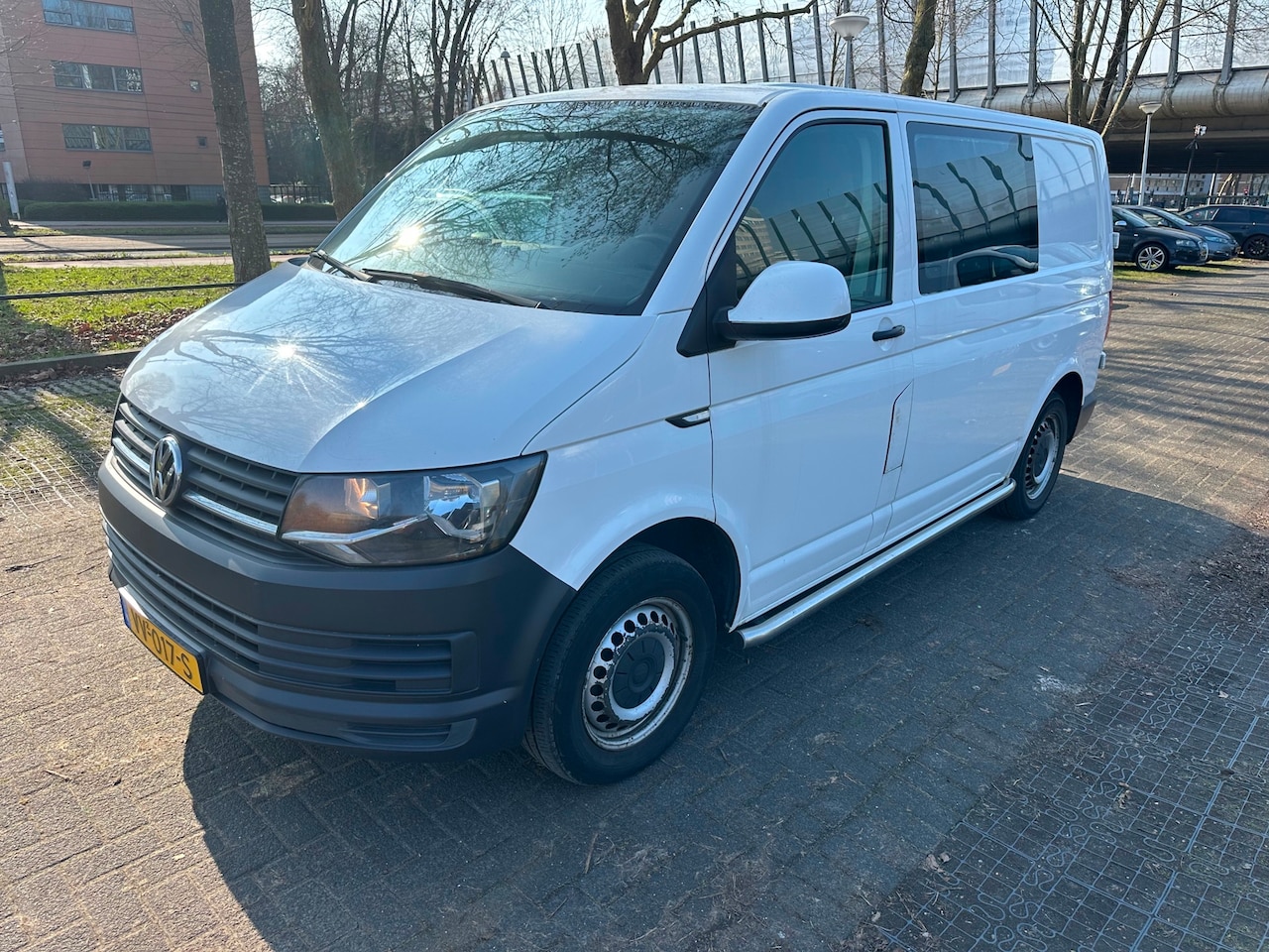 Volkswagen Transporter - 2.0 TDI Comfortline NW APK Airco 3pers Trekhaak - AutoWereld.nl