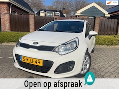 Kia Rio - 1.2 CVVT Super Pack 5drs CLIMA CRUISE LMV PDC NAP NAV