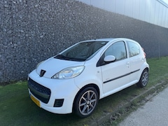 Peugeot 107 - 1.0-12V Millesim 200 Airco | 5Drs