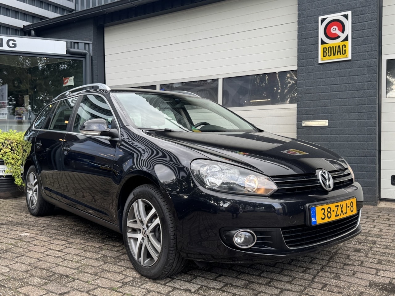 Volkswagen Golf Variant - 1.2 TSI High Exec L. - AutoWereld.nl