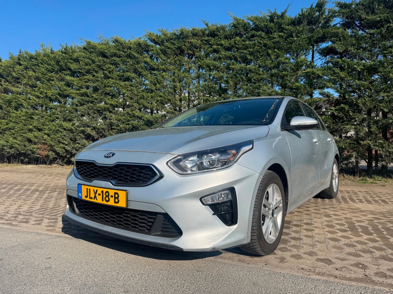 Kia Cee'd - CEED 1.6 CRDi ExecutiveLine - AutoWereld.nl