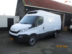 Iveco Daily - 35S13 2.3 - 130 pk KOELWAGEN. TIK IN MOTOR 4-2016