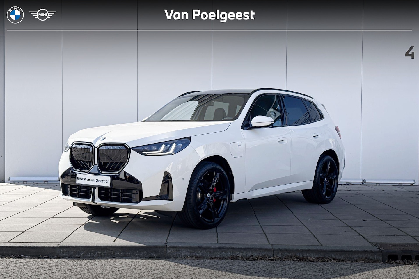 BMW X3 - 30e xDrive M-Sport / Glazendak / 21inch / Driving Assistant Proffesional / Stoelventilatie - AutoWereld.nl