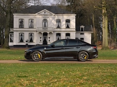 Alfa Romeo Giulia - 2.9 V6 Quadrifoglio | Carbon stoelen | Akrapovic | Harman/Kardon