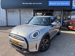 MINI Cooper - 1.5 Classic | Camden Edition