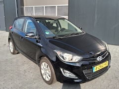 Hyundai i20 - 1.2i i-Deal Hyundai i20/2015/AC/ANDROID AUTO/Beurt gehad/N.A.P./