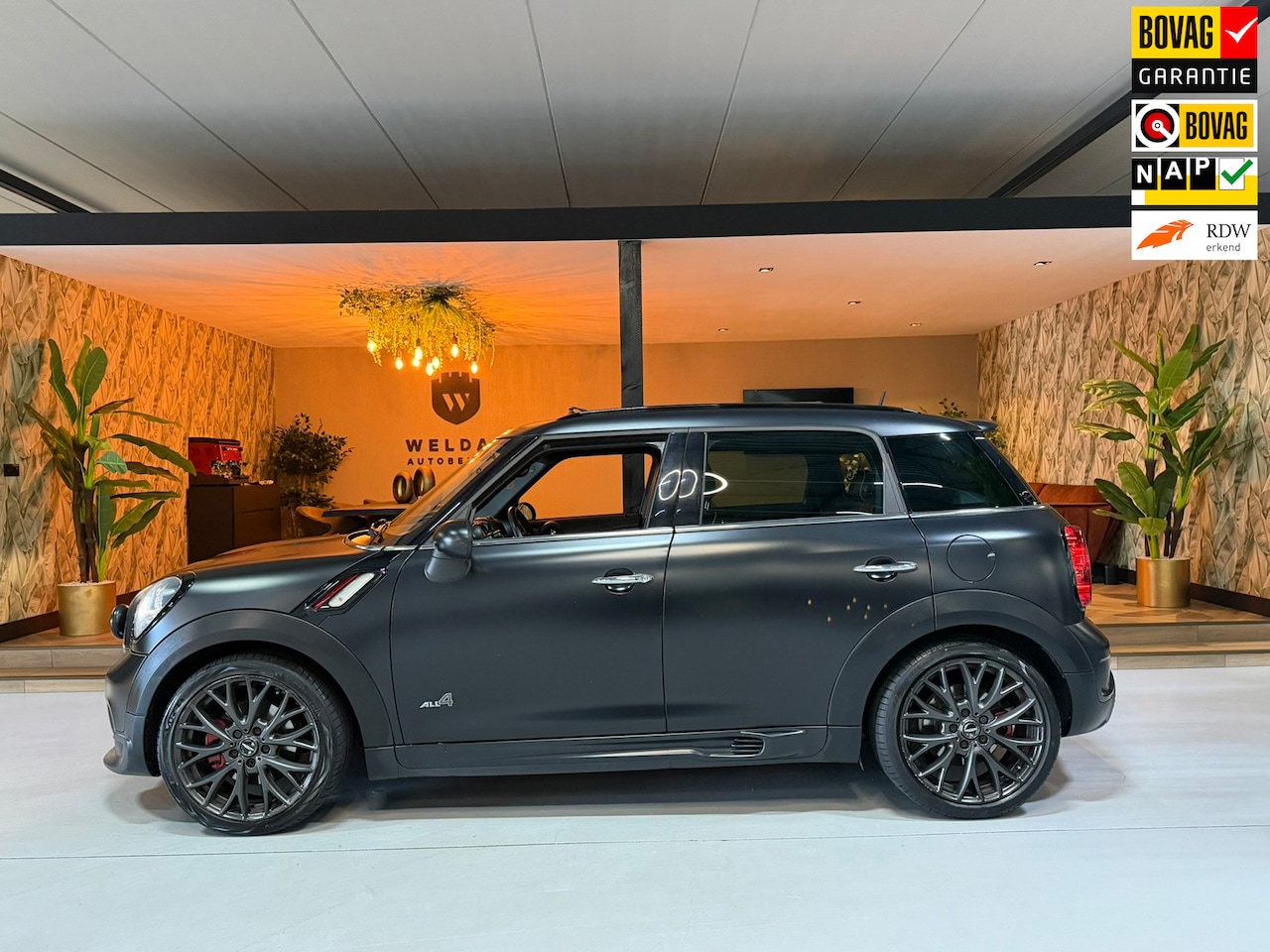 MINI Countryman - Mini 1.6 John Cooper Works ALL4 Chili Garantie Pano Leder Harman Kardon Audio StoelVW Crui - AutoWereld.nl