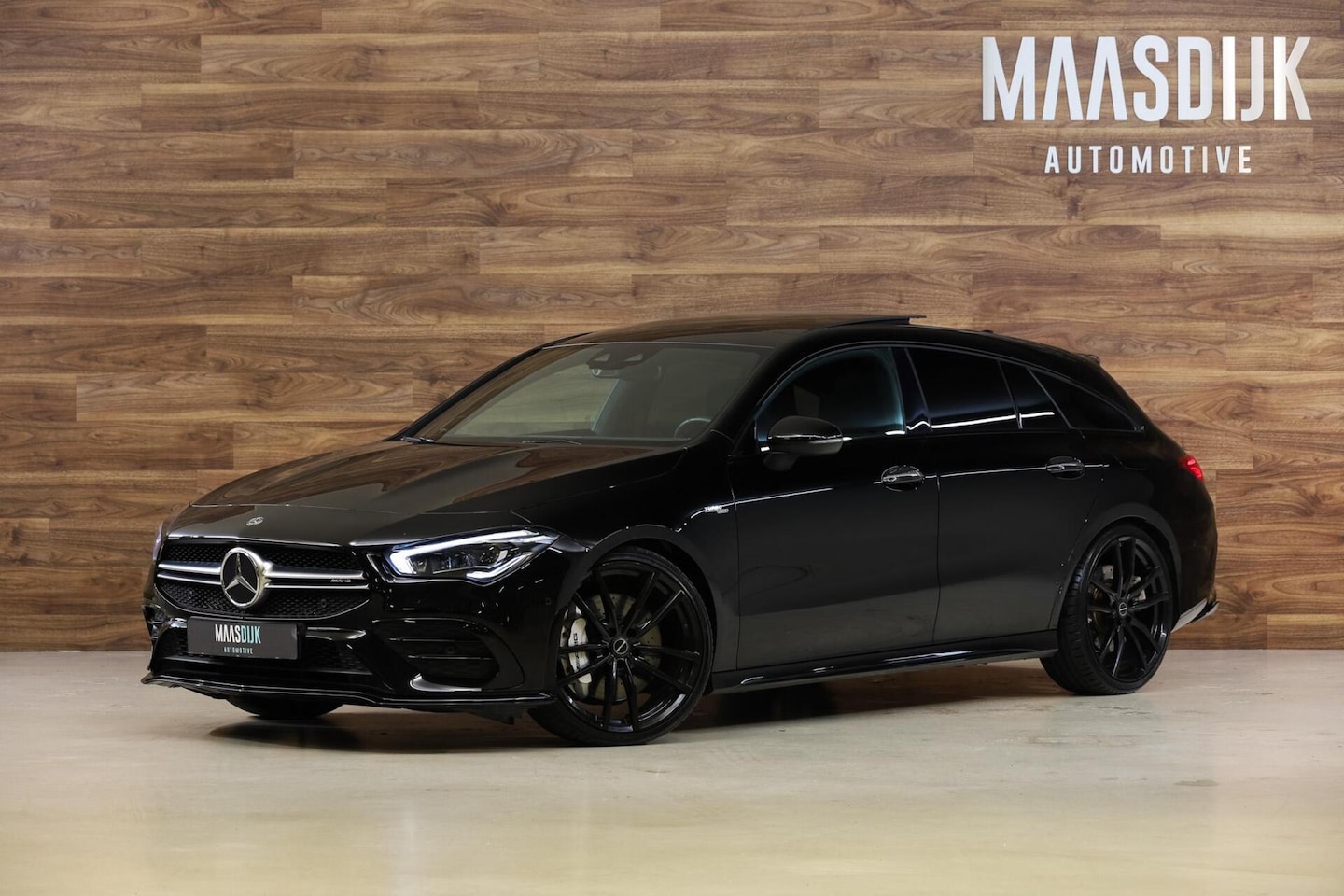 Mercedes-Benz CLA-klasse Shooting Brake - AMG 35 4MATIC Premium - AutoWereld.nl