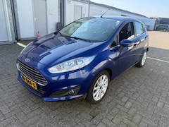 Ford Fiesta - 1.0 EcoBoost Titanium Motor maakt geluid