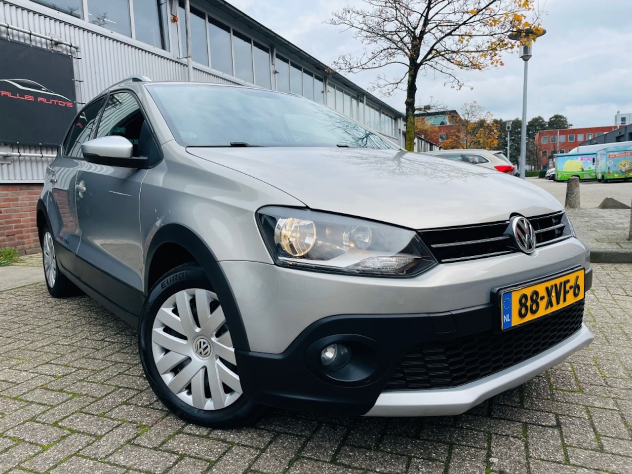 Volkswagen Polo - 1.2 TSI Cross Trekhaak Klima Navi Multimedia - AutoWereld.nl