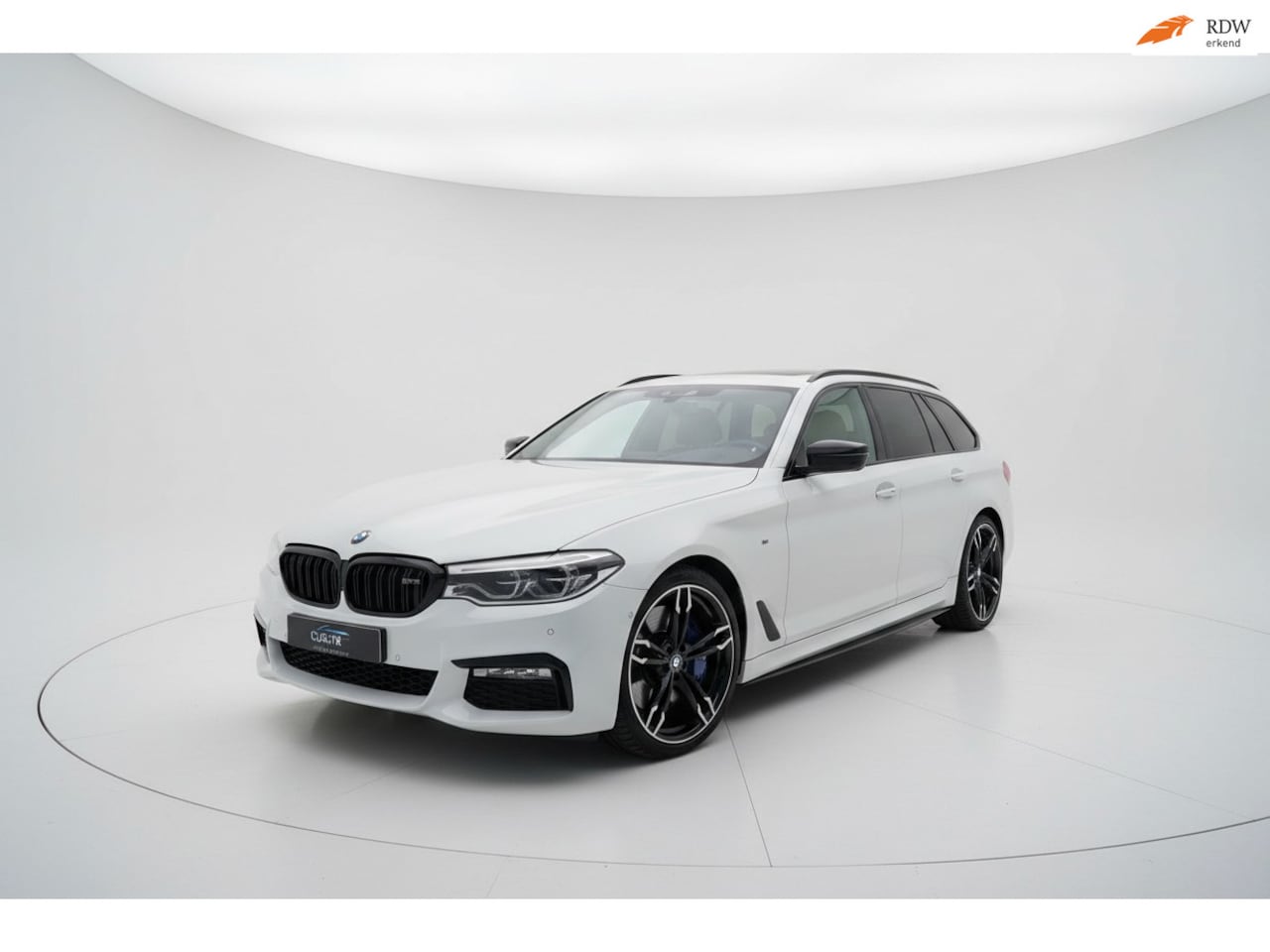 BMW 5-serie Touring - 540i xDrive High Executive M SPORT PANO - AutoWereld.nl