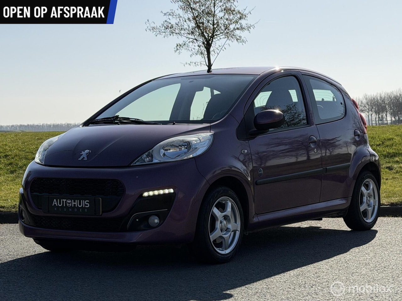 Peugeot 107 - 1.0 Envy ! | NW APK | Garantie | - AutoWereld.nl