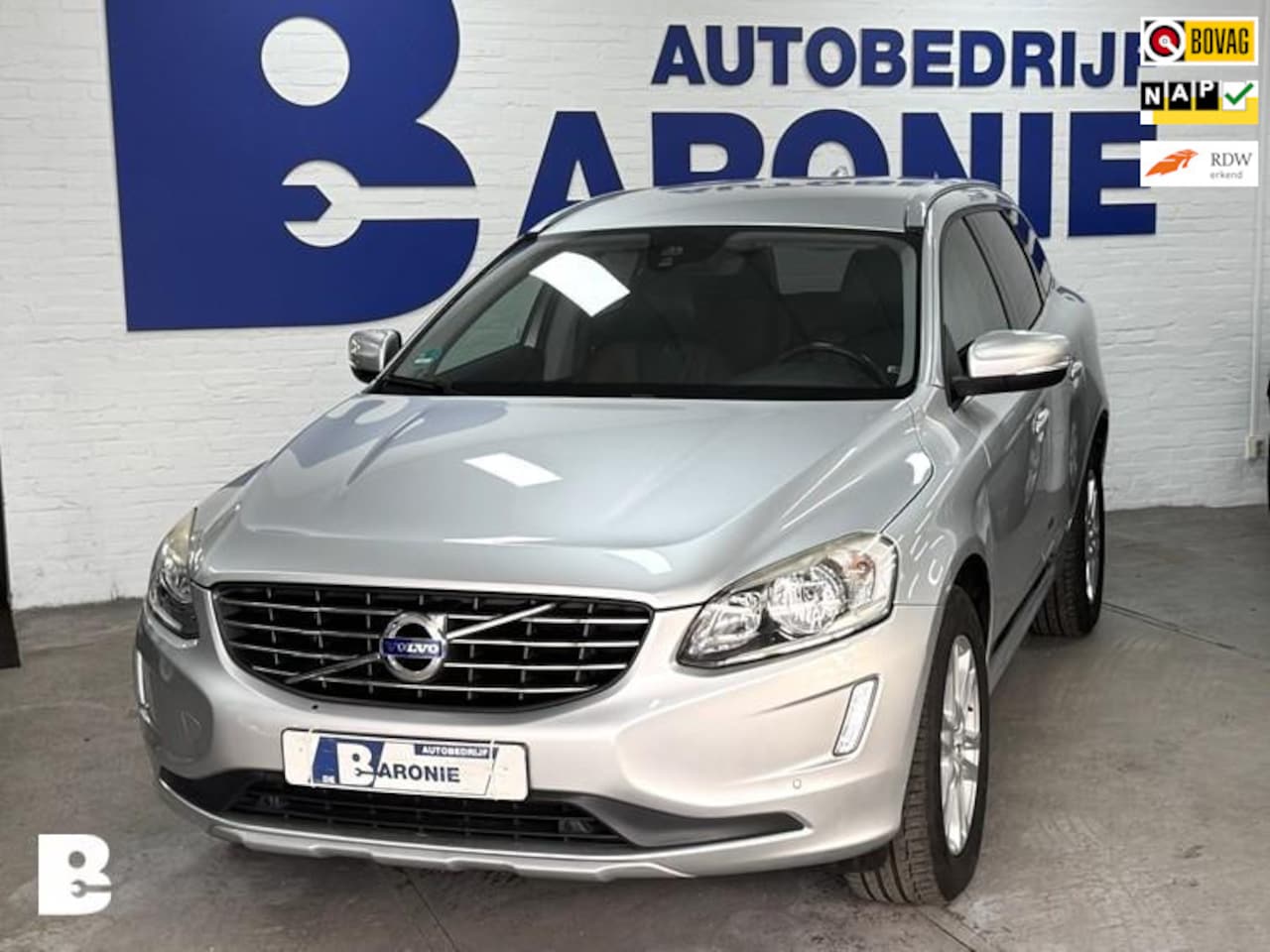 Volvo XC60 - 2.0 T5 FWD Summum 2.0 T5 FWD Summum - AutoWereld.nl