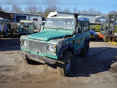 Land Rover Defender 90