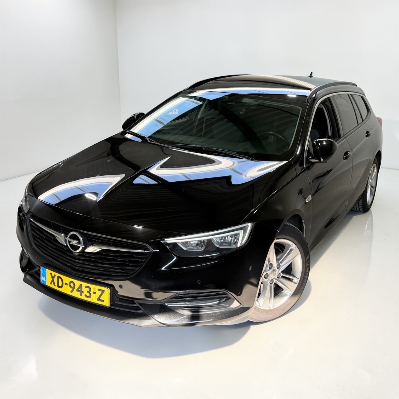 Opel Insignia Sports Tourer - 1.5 Turbo Online Edition Dealer onderhouden - AutoWereld.nl